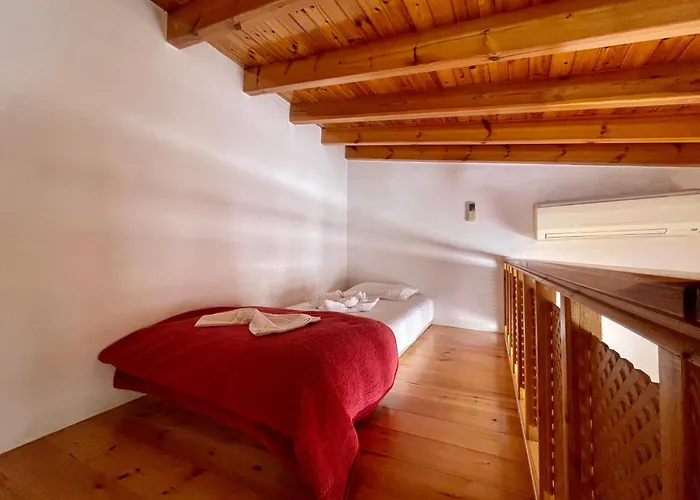 Odyssey House * La Canea