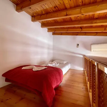 Odyssey House * Ханья