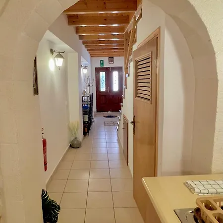 Вилла Odyssey House