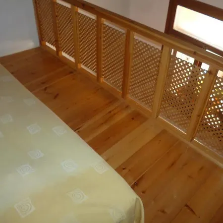 Odyssey House Вилла