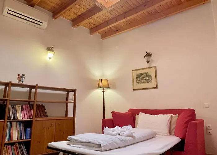 Odyssey House Villa La Canea