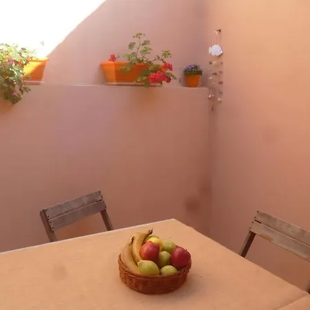 וילה Odyssey House *